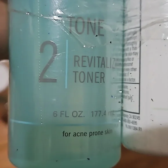 Skincare - Picture 3 of 10